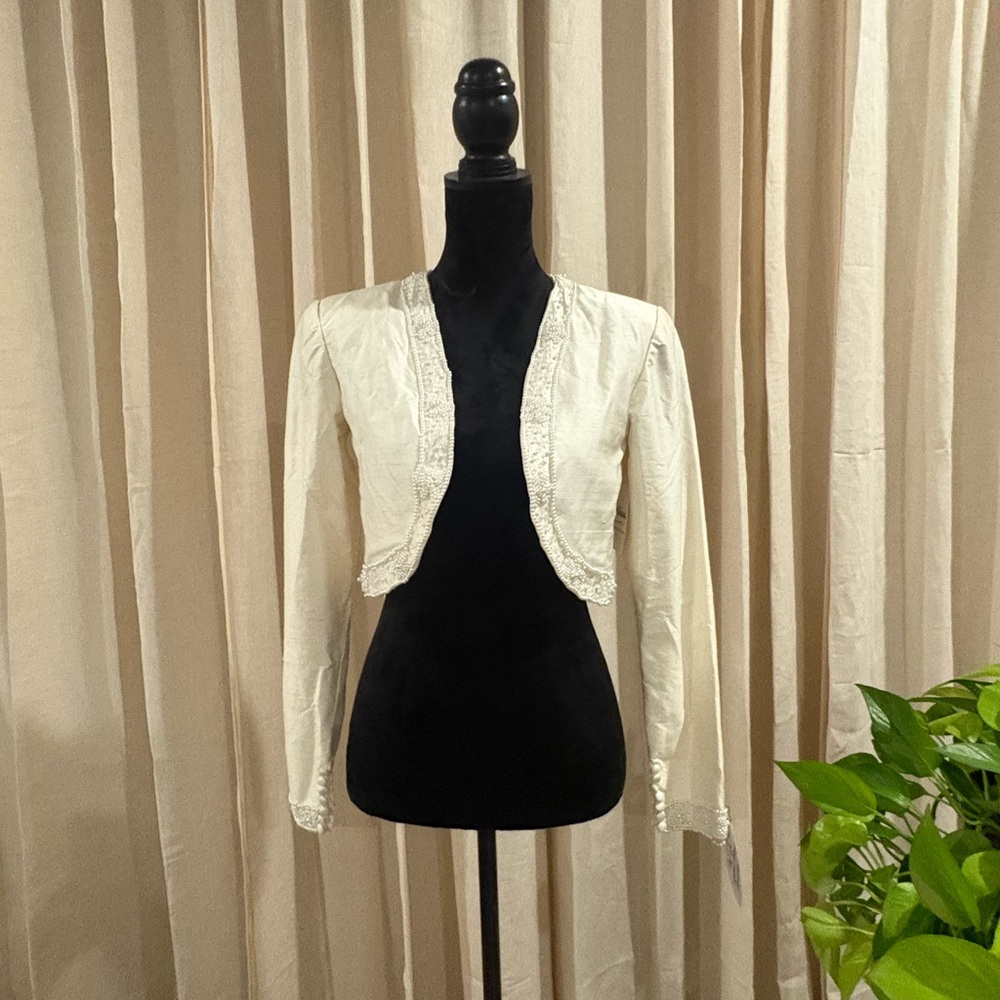 Elegant Cream Bolero Jacket